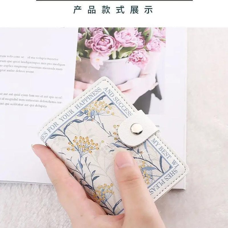 porte cartes credit femme motif fleur 8