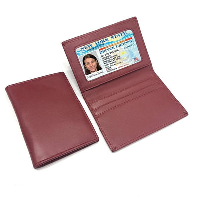 porte cartes didentite et carte bancaire rouge