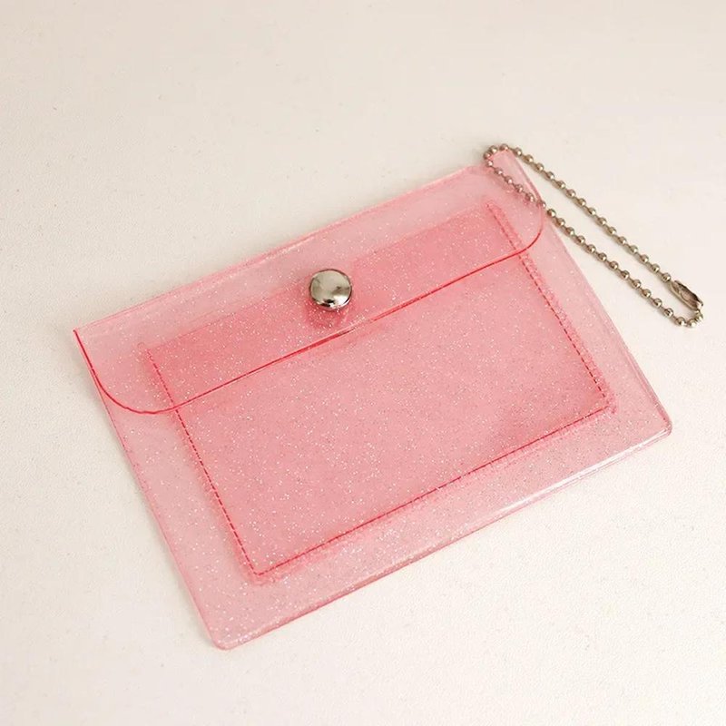 porte cartes en plastique transparent rouge